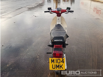 Motorcycle 1995 Honda Cub 90 Moped (Category C Insurance Loss) (Mileage Cannot be Verified): picture 4