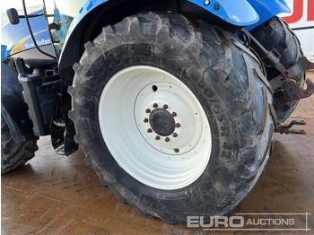Farm tractor New Holland T7030: picture 5