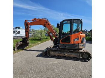 Mini excavator DOOSAN DX85R-3