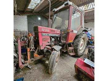 Farm tractor