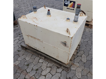 Storage tank