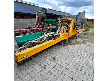 Fertilizing equipment