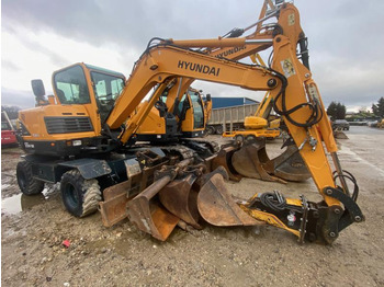 Wheel excavator Hyundai ROBEX 55W-9A: picture 3