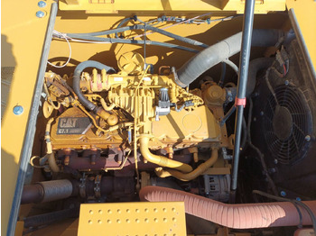 Crawler excavator CAT 323: picture 5