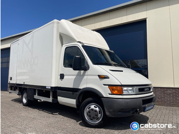 Closed box van IVECO