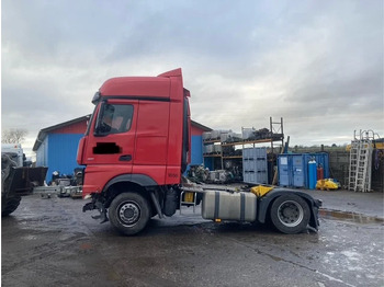 Tractor truck Mercedes Actros 1851: picture 5 Tractor truck Mercedes Actros 1851: picture 5
