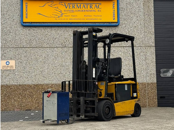 Electric forklift CATERPILLAR EP