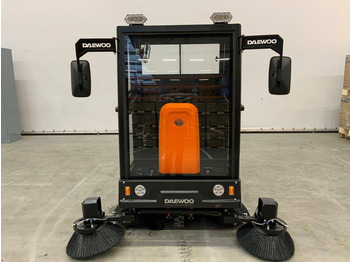 New Road sweeper Daewoo DAS100: picture 4