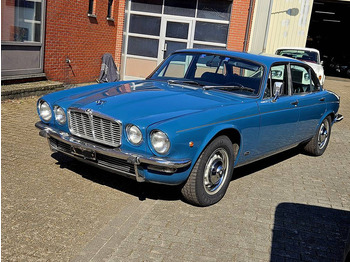 Car JAGUAR