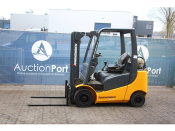 LPG forklift