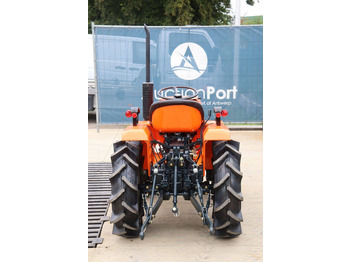 Farm tractor Kubota B1400DT: picture 5
