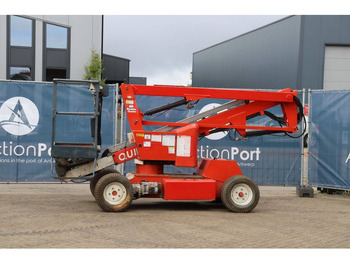 Articulated boom