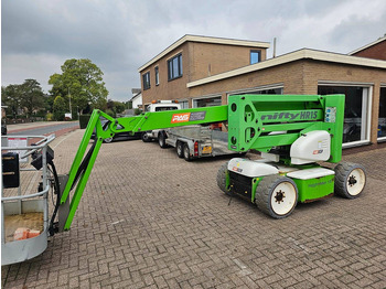 Articulated boom NIFTYLIFT