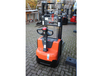 Stacker Toyota SWE200D: picture 5