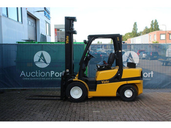 Diesel forklift Yale GDP35VX E2795: picture 2