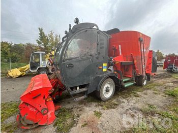 Forage mixer wagon KUHN