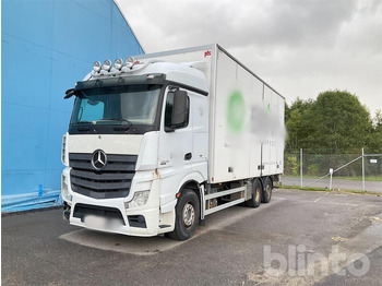 Truck MERCEDES-BENZ