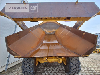 Articulated dumper Cat 735B: picture 5