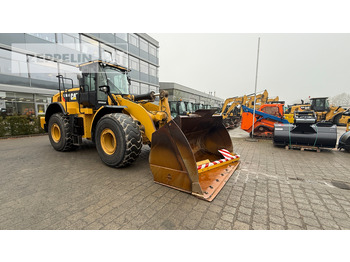 Wheel loader CATERPILLAR 966M