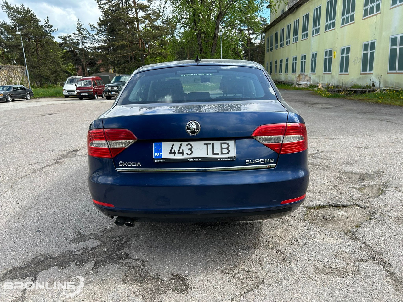 2014 Skoda Superb 1.8 118kW 4x4 - Car: picture 5 2014 Skoda Superb 1.8 118kW 4x4 - Car: picture 5