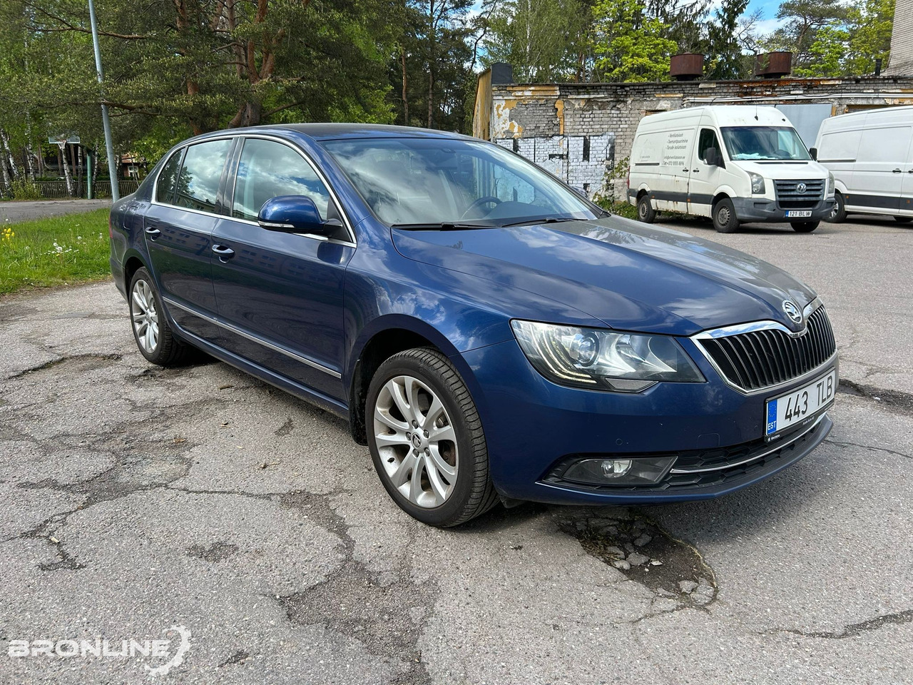 2014 Skoda Superb 1.8 118kW 4x4 - Car: picture 2 2014 Skoda Superb 1.8 118kW 4x4 - Car: picture 2
