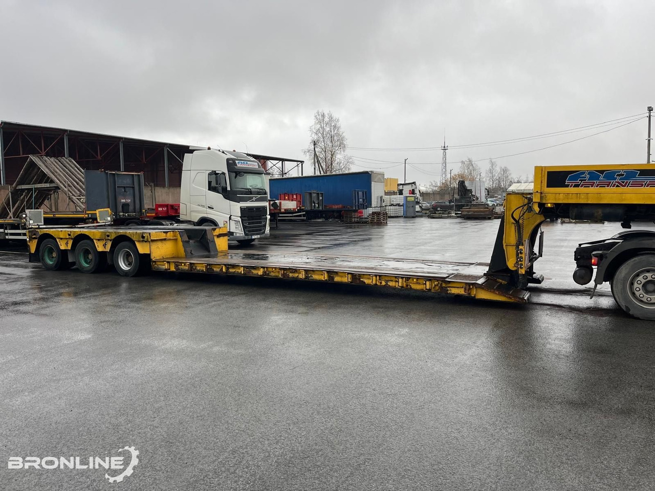 Faymonville STBZ-3VA Low-Bed 3-axle Trailer - Low loader semi-trailer: picture 4 Faymonville STBZ-3VA Low-Bed 3-axle Trailer - Low loader semi-trailer: picture 4