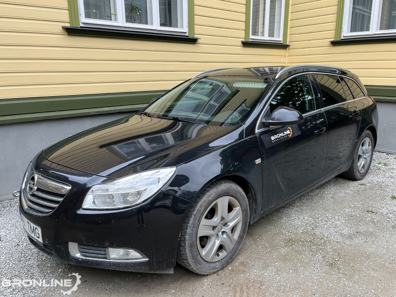 MOOTORIRIKKEGA 2013 Opel Insginia Sports Tourer SW - Car: picture 1 MOOTORIRIKKEGA 2013 Opel Insginia Sports Tourer SW - Car: picture 1