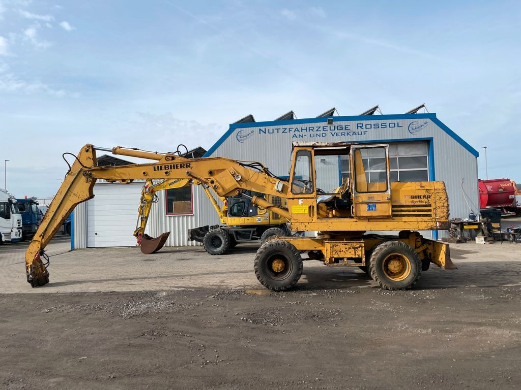 Liebherr A 911 C A911C Umschlagbagger Magnet-Generator - Wheel excavator: picture 1 Liebherr A 911 C A911C Umschlagbagger Magnet-Generator - Wheel excavator: picture 1