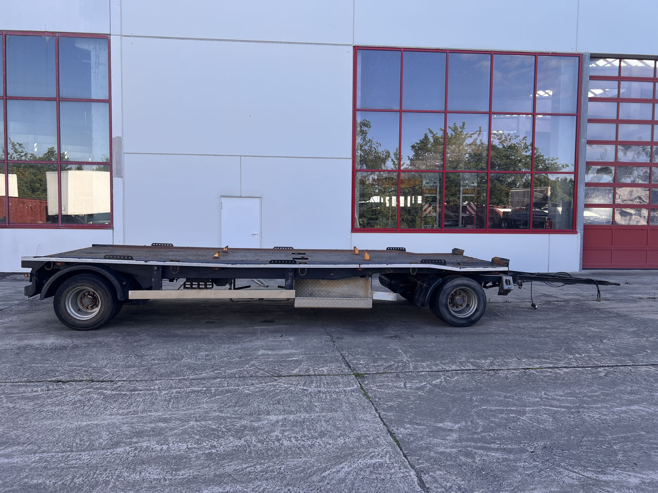 Dinkel DAC 18000 2 Achs Kombi- Anhänger für Abroll- oder Absetzmulden oder Tieflader - Container transporter/ Swap body trailer: picture 3 Dinkel DAC 18000 2 Achs Kombi- Anhänger für Abroll- oder Absetzmulden oder Tieflader - Container transporter/ Swap body trailer: picture 3
