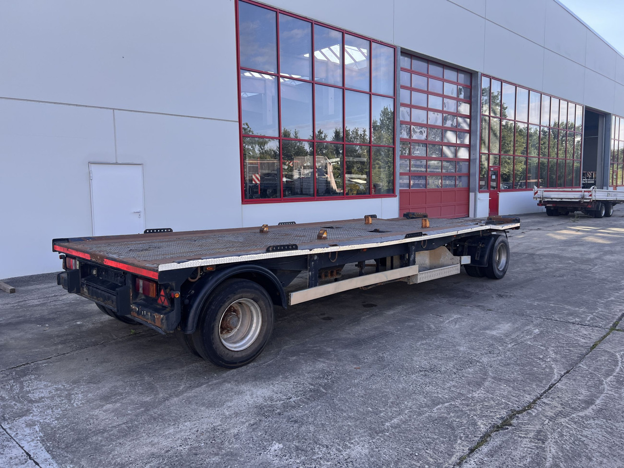 Dinkel DAC 18000 2 Achs Kombi- Anhänger für Abroll- oder Absetzmulden oder Tieflader - Container transporter/ Swap body trailer: picture 5 Dinkel DAC 18000 2 Achs Kombi- Anhänger für Abroll- oder Absetzmulden oder Tieflader - Container transporter/ Swap body trailer: picture 5