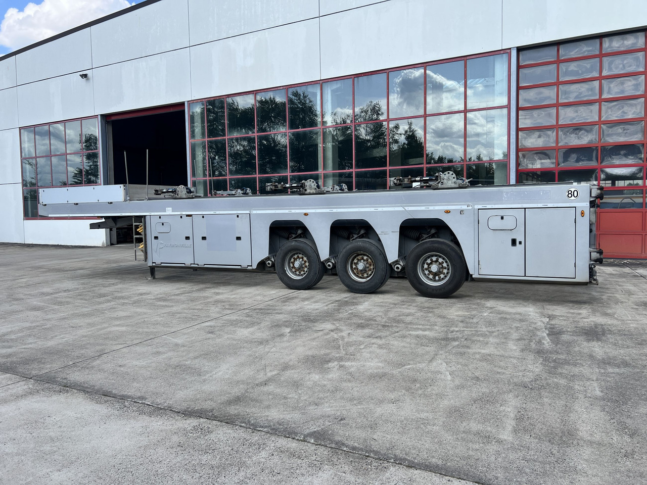 FAYMONVILLE F-S43-1EJB 3-Achs-Beton-Innenlader PREFAMAX, Wenig Benutzt - Container transporter/ Swap body semi-trailer: picture 1 FAYMONVILLE F-S43-1EJB 3-Achs-Beton-Innenlader PREFAMAX, Wenig Benutzt - Container transporter/ Swap body semi-trailer: picture 1