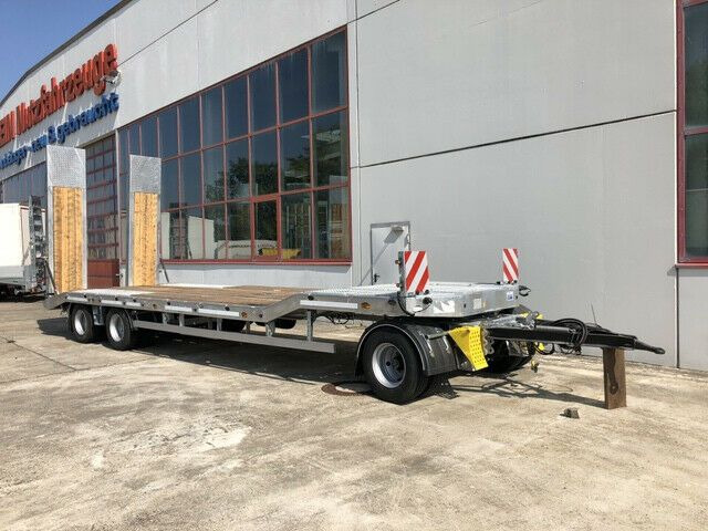 Möslein 3 Achs Tieflader- Anhänger, Verbreiterung - Low loader trailer: picture 3 Möslein 3 Achs Tieflader- Anhänger, Verbreiterung - Low loader trailer: picture 3