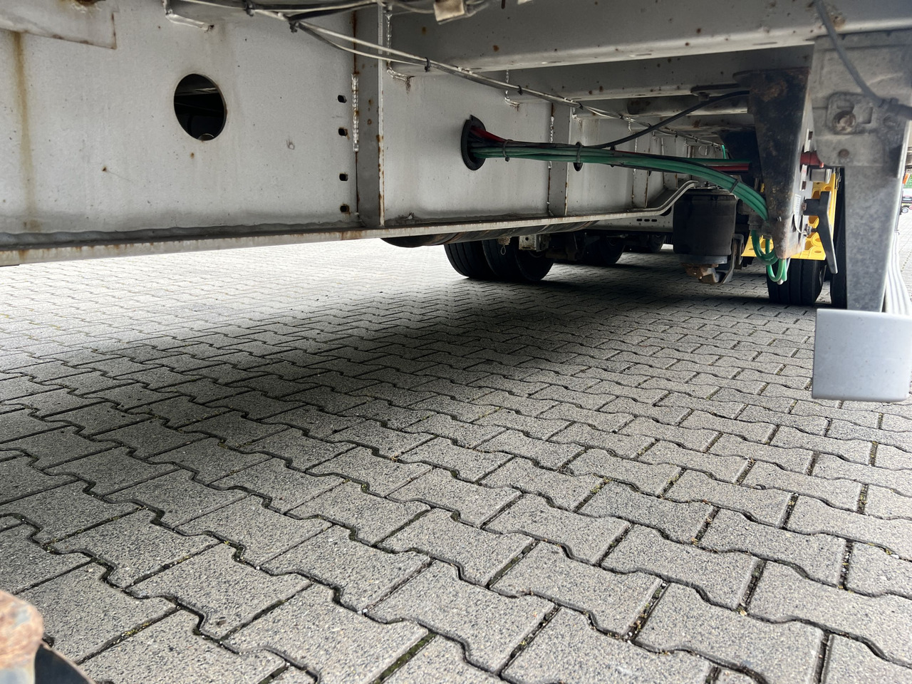 Möslein STO 3 Schwebheim 3 Achs Satteltieflader - Low loader semi-trailer: picture 2 Möslein STO 3 Schwebheim 3 Achs Satteltieflader - Low loader semi-trailer: picture 2