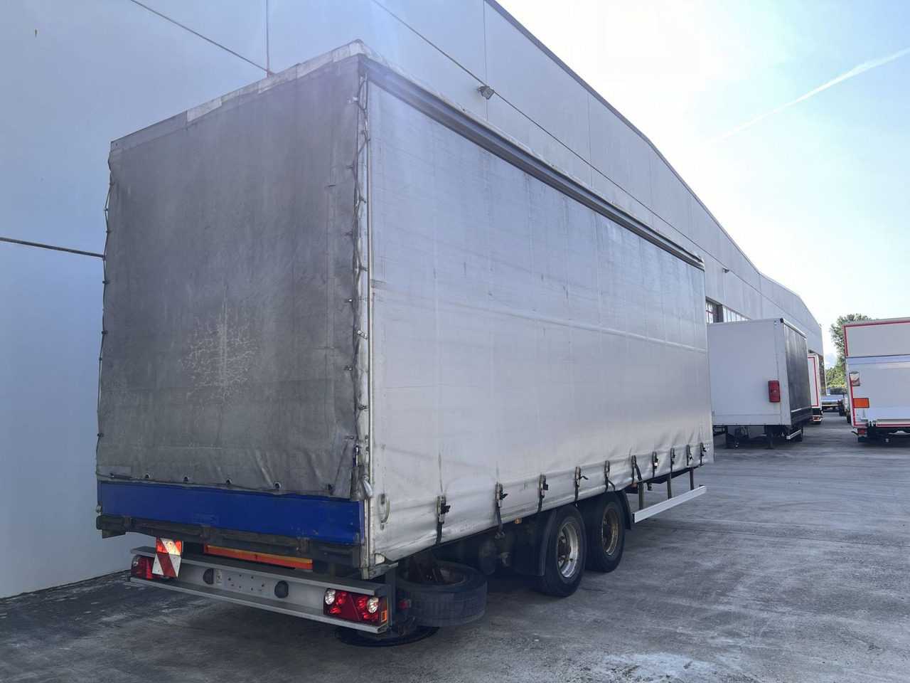 Tandem- Planenanhänger - Curtainsider trailer: picture 5 Tandem- Planenanhänger - Curtainsider trailer: picture 5