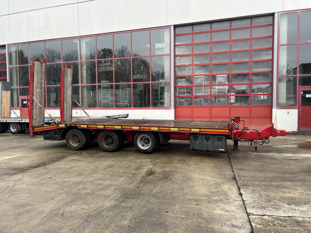 Tridemtieflader- Anhänger - Low loader trailer: picture 2 Tridemtieflader- Anhänger - Low loader trailer: picture 2