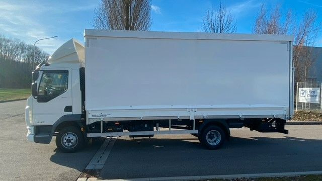DAF LF 210 8t Pritsche-Plane LBW Tageszulassung DAF FA LF 210 08t Spier Pritsche-Plane - Curtain side truck: picture 3 DAF LF 210 8t Pritsche-Plane LBW Tageszulassung DAF FA LF 210 08t Spier Pritsche-Plane - Curtain side truck: picture 3