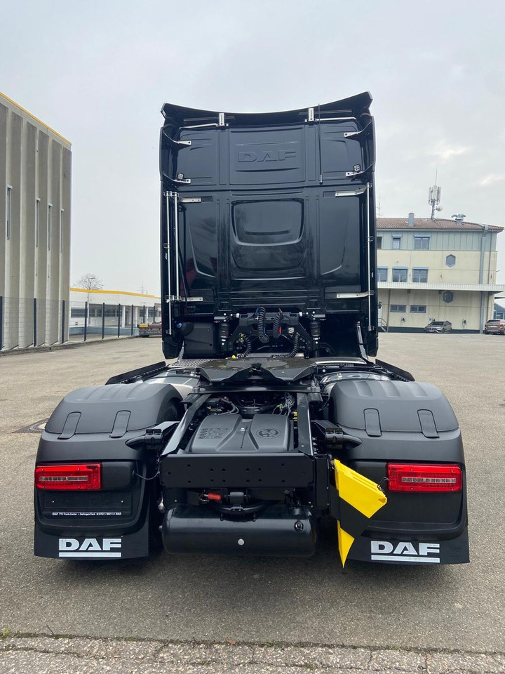 DAF XG+ 530 FT Edition Black DAF XG 530 FT Edition Black - Tractor truck: picture 5 DAF XG+ 530 FT Edition Black DAF XG 530 FT Edition Black - Tractor truck: picture 5