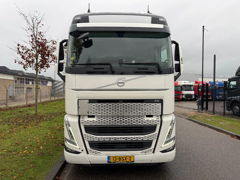 Volvo FH 460 XL 2022 only 397.000 km !!! - Tractor truck: picture 3 Volvo FH 460 XL 2022 only 397.000 km !!! - Tractor truck: picture 3