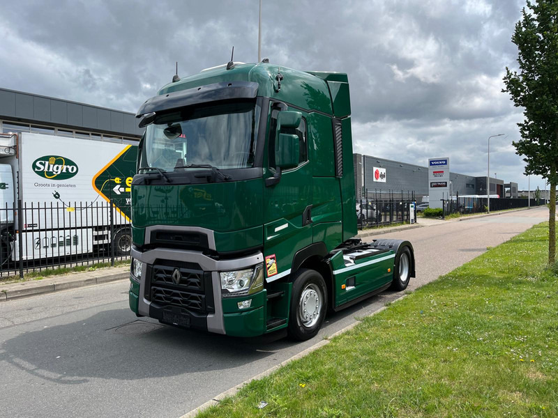 Renault T-13 High 480 T4x2, Highsleeper, Airco, Nav, Bluetooth - Tractor truck: picture 2 Renault T-13 High 480 T4x2, Highsleeper, Airco, Nav, Bluetooth - Tractor truck: picture 2