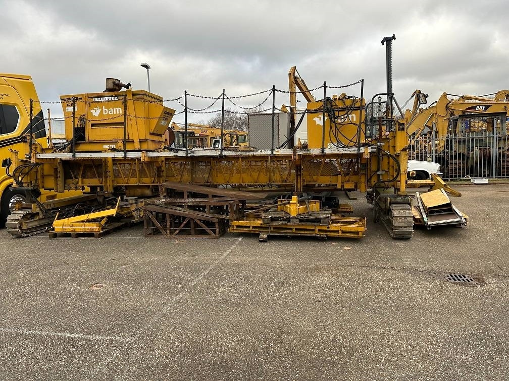 Gomaco TC 600 - Slipform paver: picture 2 Gomaco TC 600 - Slipform paver: picture 2