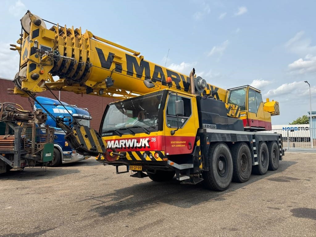 Liebherr LTM 1070-4.1 - All terrain crane: picture 1 Liebherr LTM 1070-4.1 - All terrain crane: picture 1