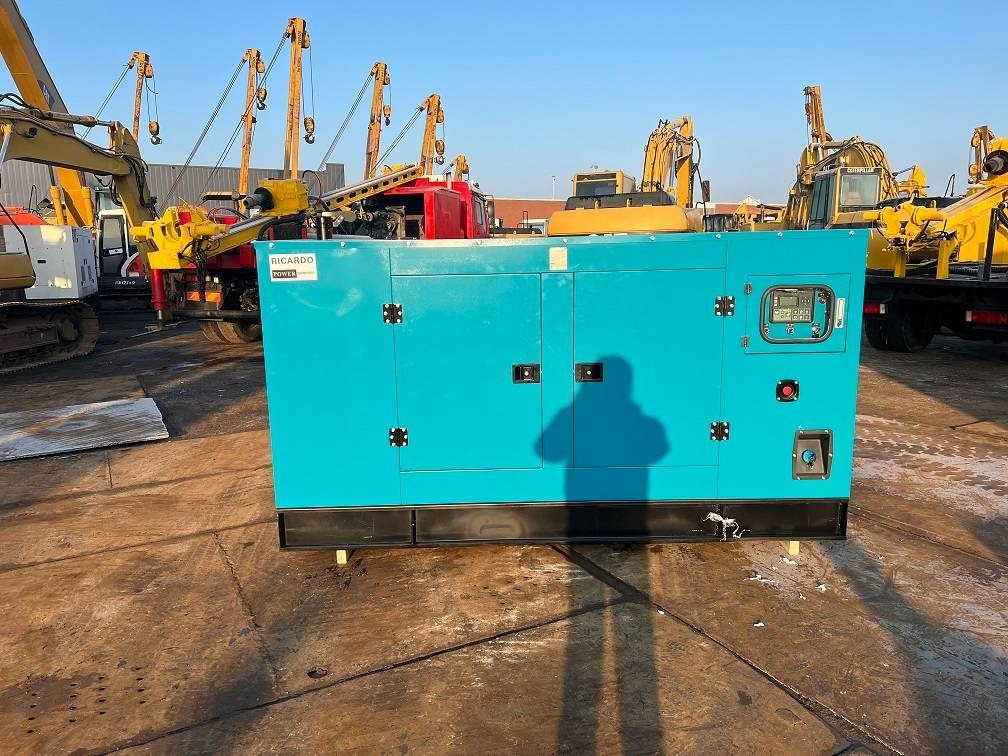 Ricardo 100KVA (80KW) SILENT GENERATOR 3 PHASE 50HZ 400V - Generator set: picture 2 Ricardo 100KVA (80KW) SILENT GENERATOR 3 PHASE 50HZ 400V - Generator set: picture 2