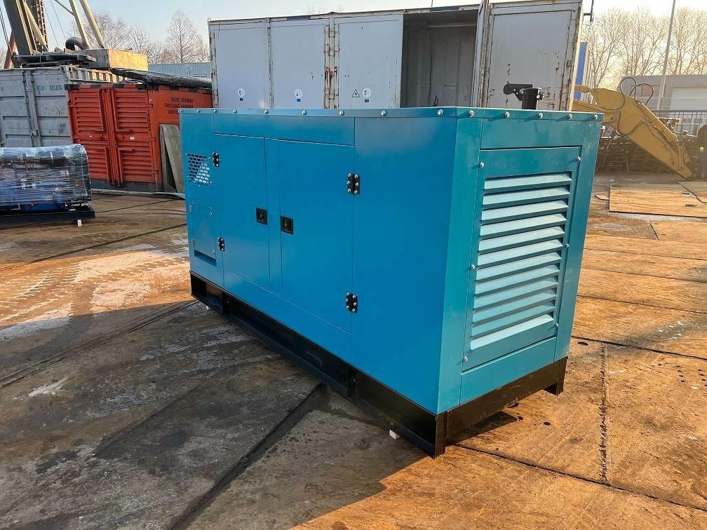 Ricardo 150KVA (120KW) SILENT GENERATOR 3 PHASE 50HZ 400V - Generator set: picture 5 Ricardo 150KVA (120KW) SILENT GENERATOR 3 PHASE 50HZ 400V - Generator set: picture 5