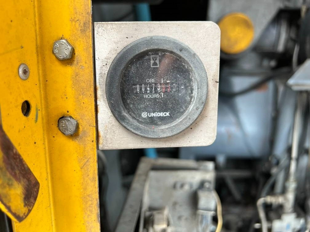 Drilling machine Sisu 12E480 6X6 WATER WELL DRILL ATLAS COPCO XRV410 (50: picture 14