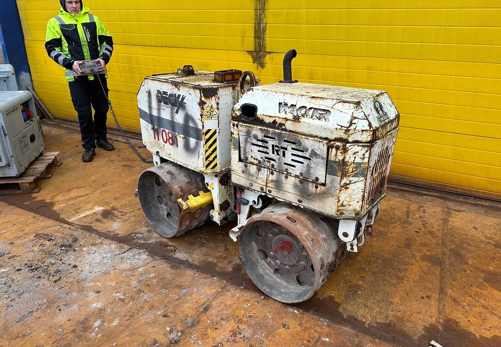 Rammer Wacker remote control compactor: picture 1