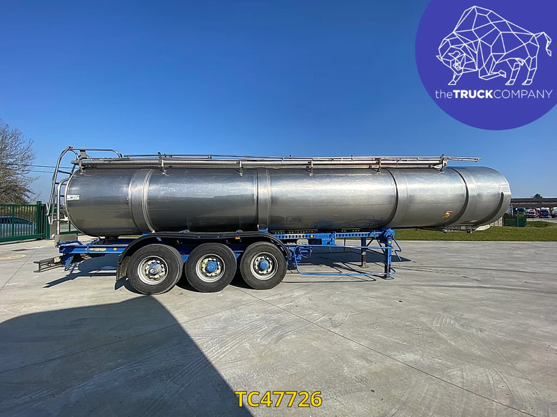 Tanker semi-trailer ETA: picture 14