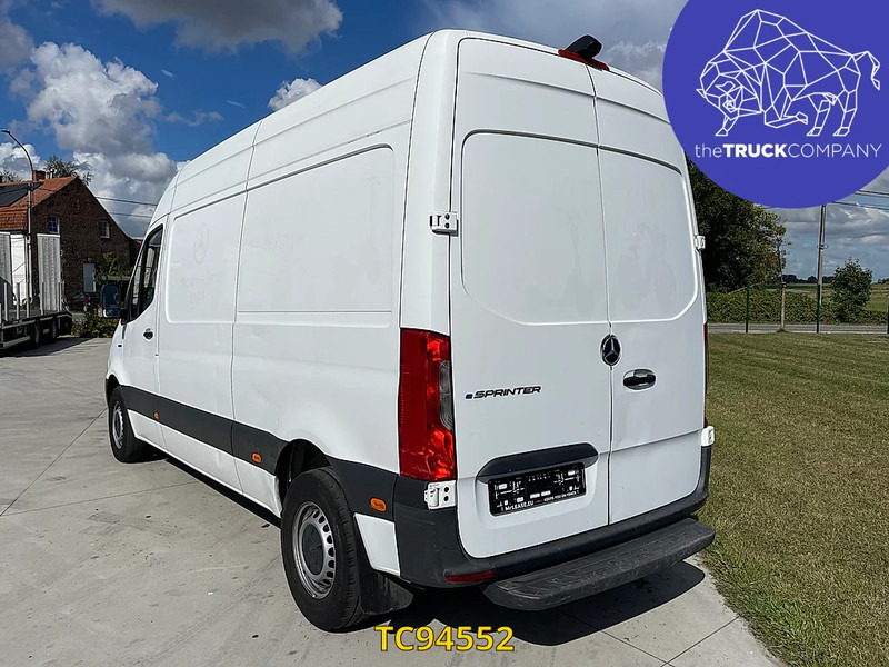 Mercedes-Benz E-Sprinter L2H2 41 kWh - Panel van, Electric van: picture 3 Mercedes-Benz E-Sprinter L2H2 41 kWh - Panel van, Electric van: picture 3