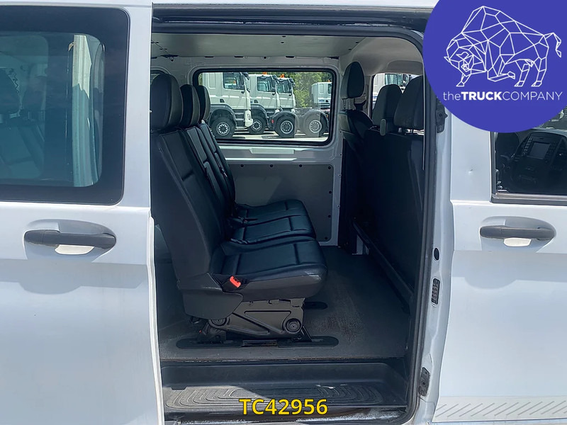 Mercedes-Benz Vito 111 CDI MINIBUS 9 SEATS - Minibus, Passenger van: picture 4 Mercedes-Benz Vito 111 CDI MINIBUS 9 SEATS - Minibus, Passenger van: picture 4