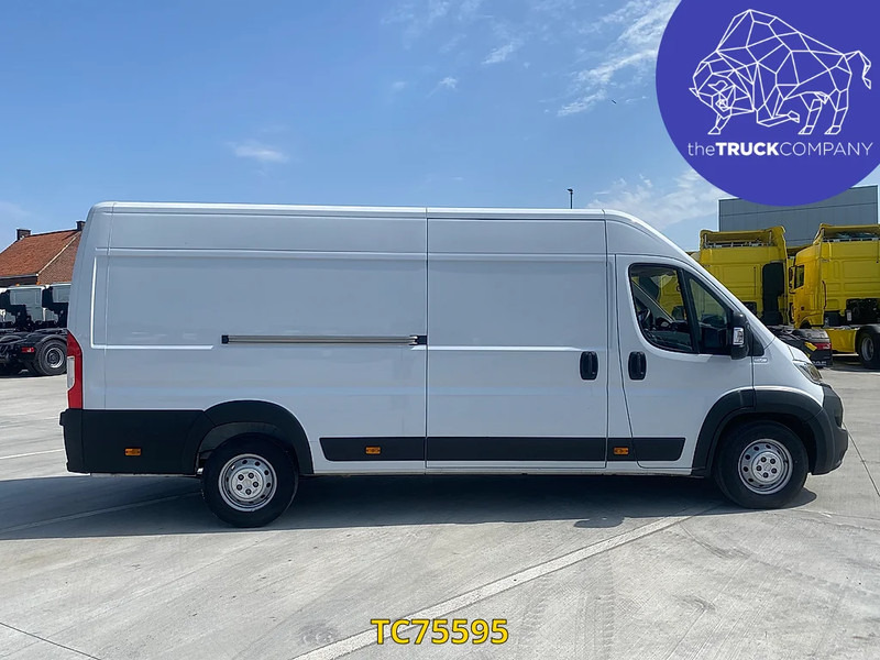Opel Movano - Panel van: picture 2 Opel Movano - Panel van: picture 2