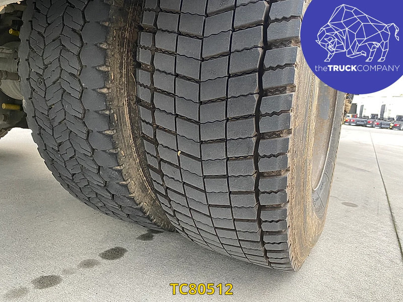 Box truck Renault Midlum 240: picture 19